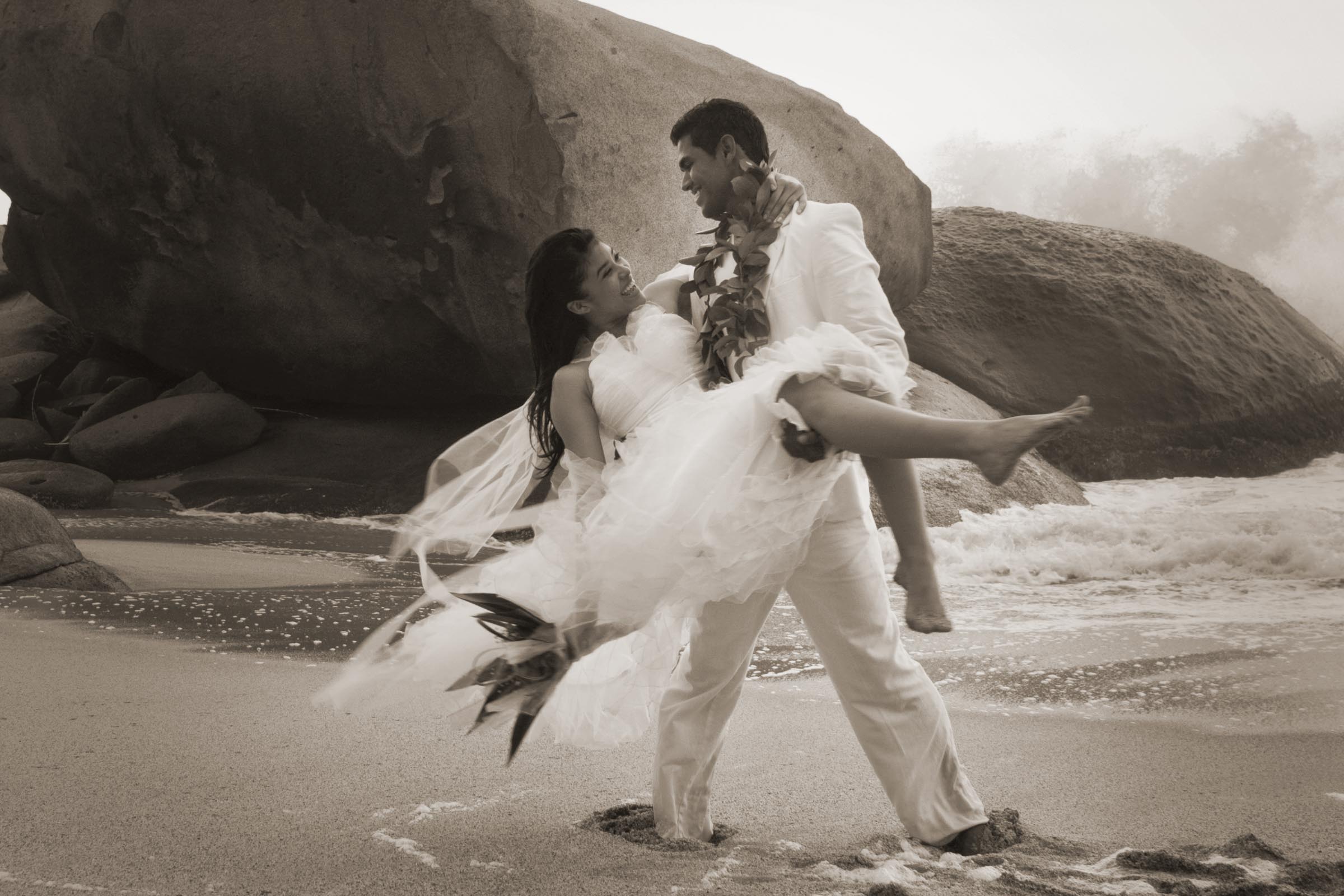 Colombian Weddings — wedding photography by Kim Sinton