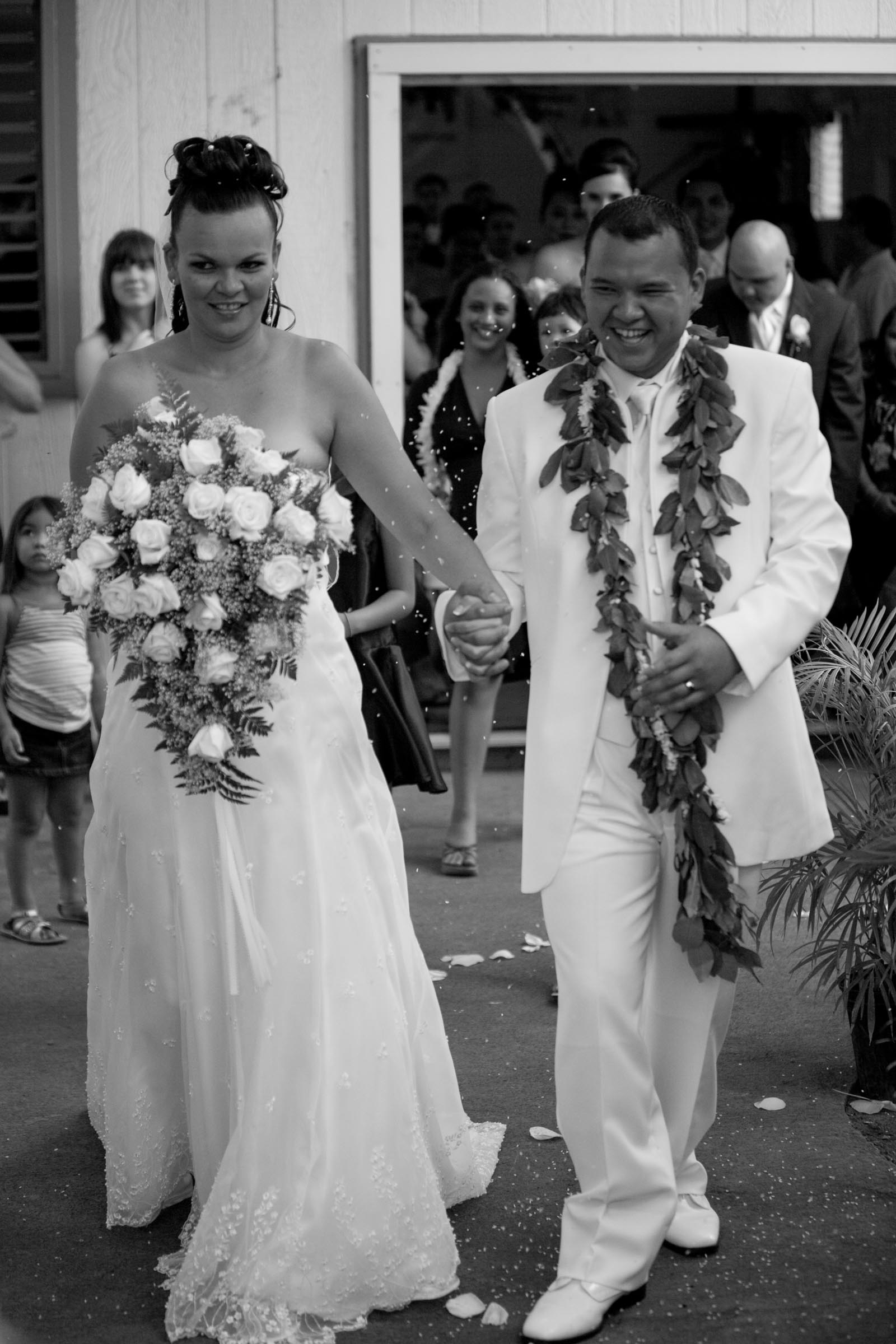 Hawaiian Weddings — wedding photography by Kim Sinton