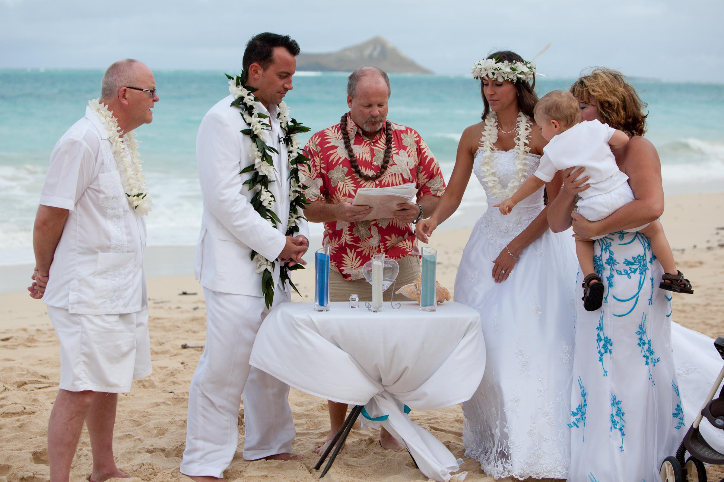 Hawaiian Weddings — wedding photography by Kim Sinton
