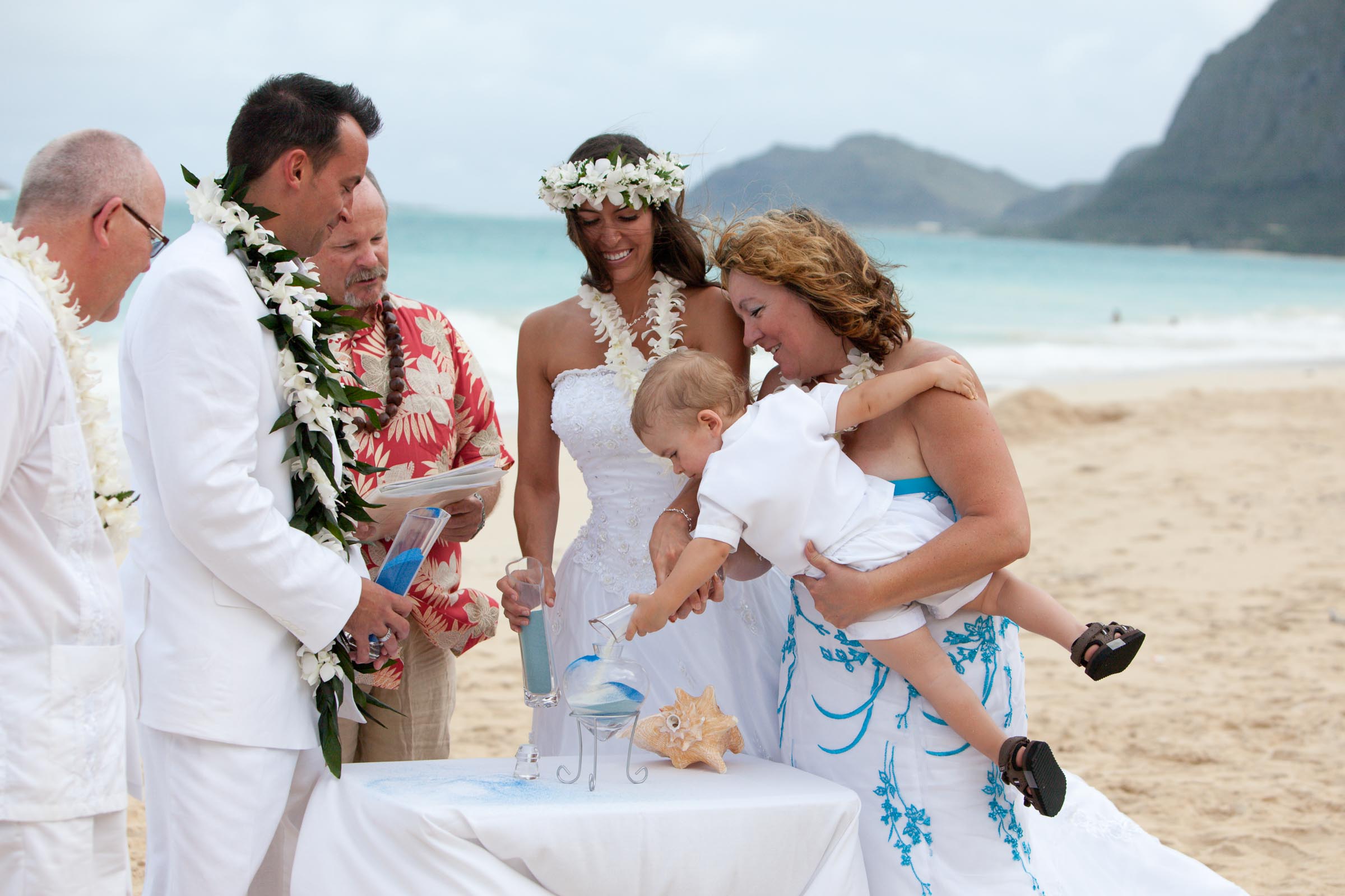 Hawaiian Weddings — wedding photography by Kim Sinton