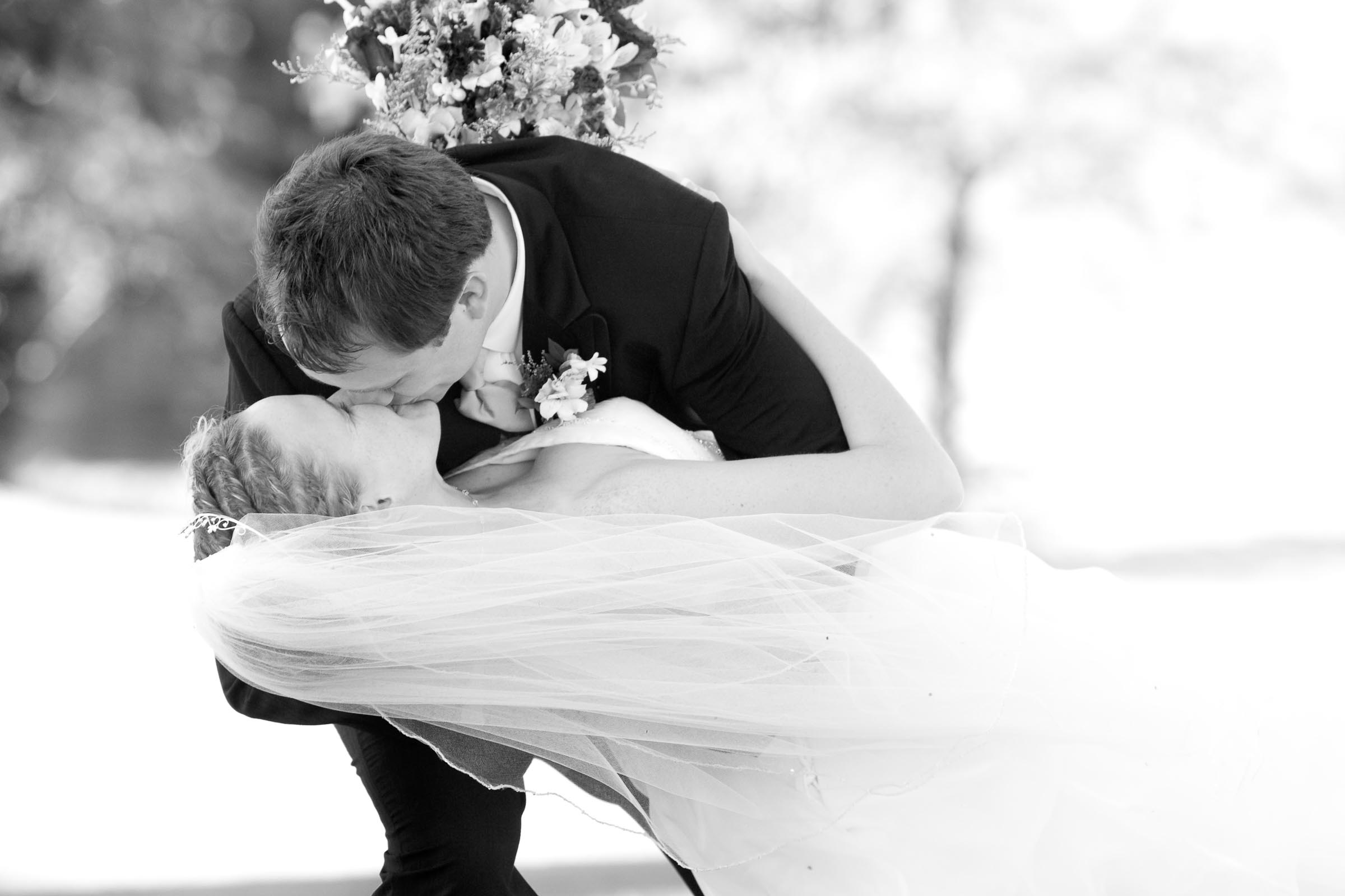 Midwest Weddings — wedding photography by Kim Sinton