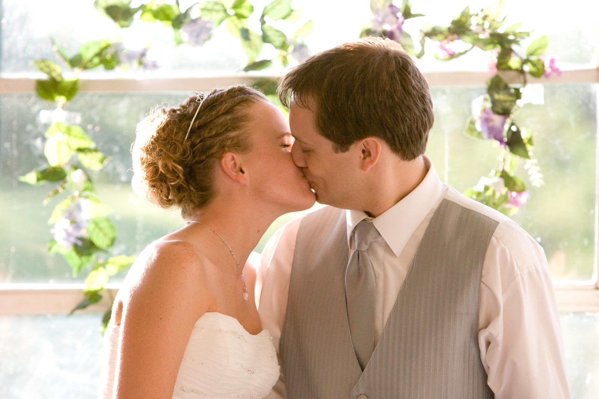 Midwest Weddings — wedding photography by Kim Sinton
